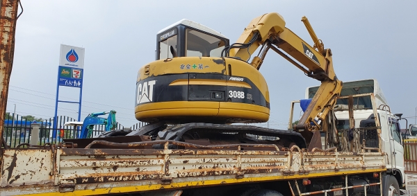 ขายด่วนรถแบคโฮรถCATคาเม่ร่า308BSRรุ่นยอดนิยมสวยๆเทียบเท่าPC80ออโต้คันเร่งเครื่อง4สูบเครื่องดีปั่มแรงไฟฟ้าครบซีเรียสุงชั่วโม่งทำงานน้อย8,195รถนอกเพิ่งนำเข้ามาใหม่ยังไม่เคยใช้งานในเมืองไทยเลย
