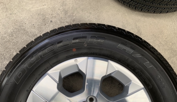 ใหม่ยกห้าง ล้อแม็กป้ายแดง Chevrolet Colorado ขอบ 17พร้อมยางใหม่ป้ายแดง 255-65-17 Bridgestone ปี 19