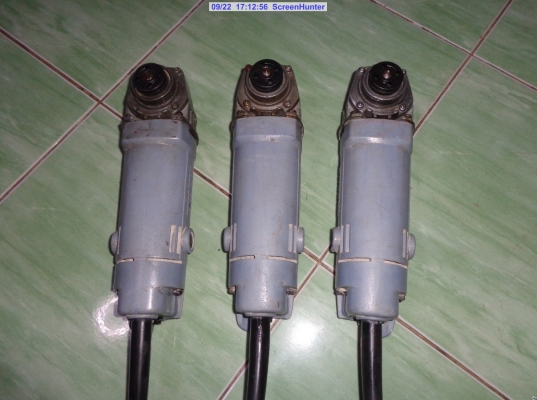 ขายเครื่องเจียรไฟฟ้าขนาด 4 นิ้ว MAKITA รุ่น 9500NB มี3ตัวขายตัวละ1000พร้อมส่งเหมาคุยกัน ขายเครื่องเจียรไฟฟ้าขนาด 4 นิ้ว MAKITA รุ่น 9500NB มี3ตัวขายตัวละ1000พร้อมส่งเหมาคุยกัน