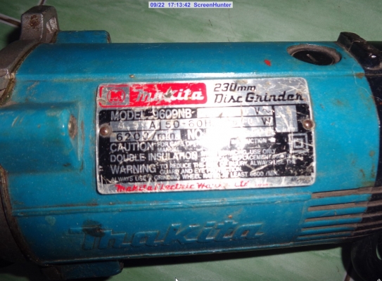 ขายเครื่องเจียร์ไฟฟ้า 7 นิ้ว MAKITA รุ่น 9607NB 1,800 วัตต์ ขายเครื่องเจียร์ไฟฟ้า 7 นิ้ว MAKITA รุ่น 9607NB 1,800 วัตต์