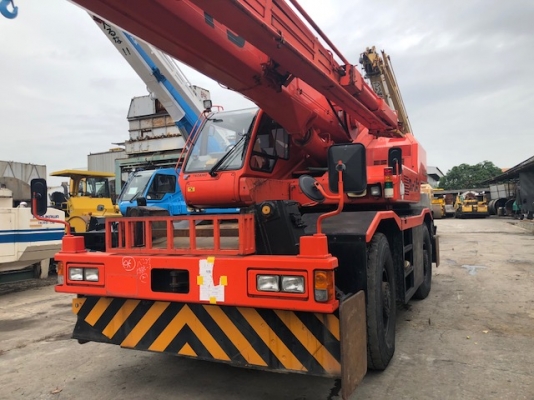 รถเครน 25 ตัน Tadano TR250-M7 ปี 2002 รถสวย นอกแท้100\%