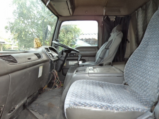 ขายรถ6ล้อเด้ก้า เครื่อง 205 แรงม้าตัวใหม่ สภาพสวยๆพร้อมใช้งานคับ