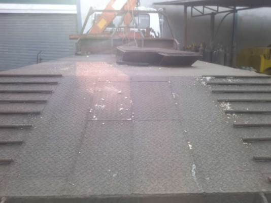 รถฮีโน่ 10 ล้อ ท้ายลาด ติดเฮี๊ยบ 3 ตัน FM176  168 แรงม้า  สนใจติดต่อ 081 - 6079515