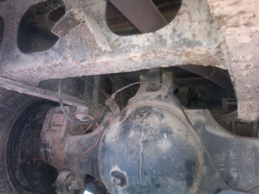 รถฮีโน่ 10 ล้อ ท้ายลาด ติดเฮี๊ยบ 3 ตัน FM176  168 แรงม้า  สนใจติดต่อ 081 - 6079515