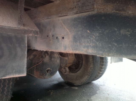 รถฮีโน่ 10 ล้อ ท้ายลาด ติดเฮี๊ยบ 3 ตัน FM176  168 แรงม้า  สนใจติดต่อ 081 - 6079515