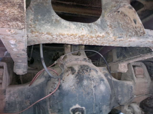 รถฮีโน่ 10 ล้อ ท้ายลาด ติดเฮี๊ยบ 3 ตัน FM176  168 แรงม้า  สนใจติดต่อ 081 - 6079515