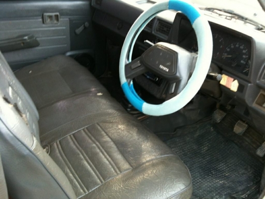 รถ toyota hilux LM รถสวยสภาพดี