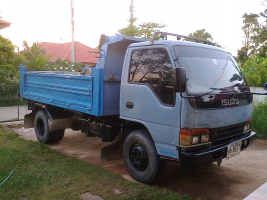 ขายตั้ม NPR66LX5T ปี39ห้างแท้ เครื่อง4BE ลงเล่ม ล๊อก6เกียร์ ภายในสวย แอเย็นCD Fหน้า-หลัง ตั้ม3มิตร คัดซีสวยตลอดเส้น รถพร้อมใช้ ทะเบียนพร้อมโอน เจ้าของขายเอง