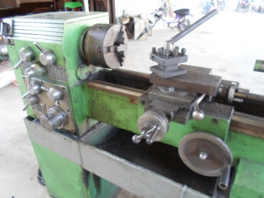 แท่นกลึง 4 ฟุต เกียร์บล็อก พร้อมใช้้ 38,000