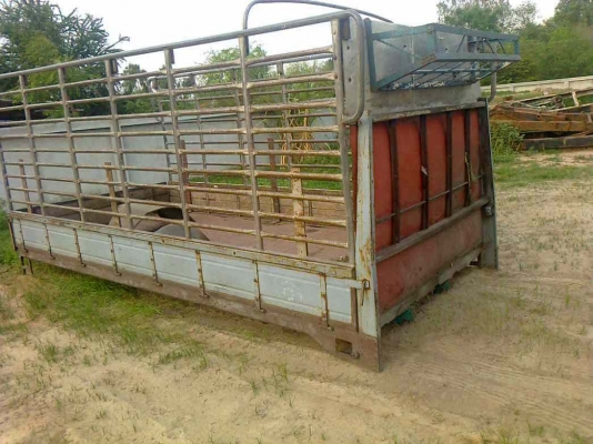 กระบะ คาร์โก้ คอกเหล็ก 6 ล้อ NPR ยาว 4.30 เมตร