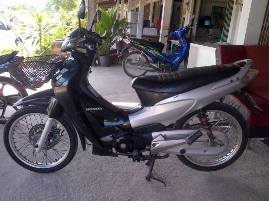 ด่วน!เวฟ125s กุญแจใหญ่ ปี46 เครื่องเดิมแน่นๆ  พร้อมใช้ ทะเบียน+เอกสารโอน ภาษีไม่หมด