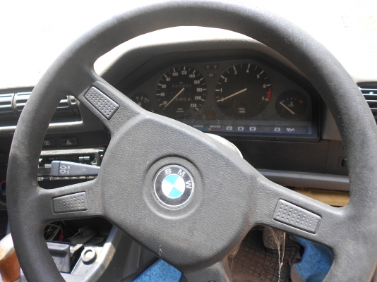 ลดราคาพิเศษ ขายด่วน BMW 316 E30 ปี 1986 พร้อมทะเบียน ราคา 22,000-บาท โคราช ครับ ลดราคาพิเศษ ขายด่วน BMW 316 E30 ปี 1986 พร้อมทะเบียน ราคา 22,000-บาท โคราช ครับ