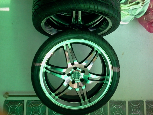 ขายแม็ก20  พร้อมยางดอกเต็ม