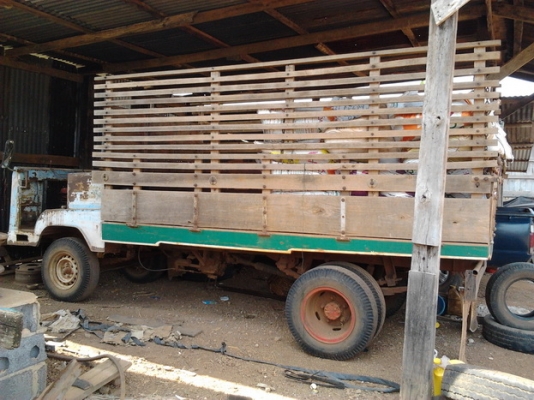 ขายแต๋น6ล้อ ใหญ่ๆ ราคาไม่แพง เครื่องKUBOTA ET110 ติดง่าย แห้งดี ช่วงล่างใหญ่ คัสซีหน้า4สวย วางหมอนไม้เสริมแข็งแรง เฟืองท้าย NKR110 ยางดี6เส้น แถมคานหน้า6ล้อให้ซื้อมายังไม่ได้ใส่ กระบะคอกไม้สูง พื้นไม้ ยาว 3.5ม. สวยแข็งแรง ไม่มีโยก ไม่ผุไม่หัก สโลว์พร้อมคร