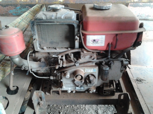 ขายแต๋น6ล้อ ใหญ่ๆ ราคาไม่แพง เครื่องKUBOTA ET110 ติดง่าย แห้งดี ช่วงล่างใหญ่ คัสซีหน้า4สวย วางหมอนไม้เสริมแข็งแรง เฟืองท้าย NKR110 ยางดี6เส้น แถมคานหน้า6ล้อให้ซื้อมายังไม่ได้ใส่ กระบะคอกไม้สูง พื้นไม้ ยาว 3.5ม. สวยแข็งแรง ไม่มีโยก ไม่ผุไม่หัก สโลว์พร้อมคร