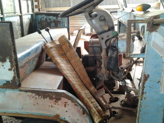 ขายแต๋น6ล้อ ใหญ่ๆ ราคาไม่แพง เครื่องKUBOTA ET110 ติดง่าย แห้งดี ช่วงล่างใหญ่ คัสซีหน้า4สวย วางหมอนไม้เสริมแข็งแรง เฟืองท้าย NKR110 ยางดี6เส้น แถมคานหน้า6ล้อให้ซื้อมายังไม่ได้ใส่ กระบะคอกไม้สูง พื้นไม้ ยาว 3.5ม. สวยแข็งแรง ไม่มีโยก ไม่ผุไม่หัก สโลว์พร้อมคร