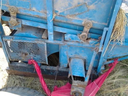 ขาย ตู้ นวด/สี ข้าว ขนาด 6 ฟุต สภาพสวย น.รวมช่าง อ.จตุรัส จ.ชัยภูมิ  สีสันยังสวย สายพานไม่มีขาด  พร้อมใช้งาน ราคาต่อรองได้ครับ