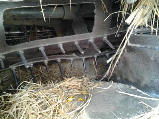 ขาย ตู้ นวด/สี ข้าว ขนาด 6 ฟุต สภาพสวย น.รวมช่าง อ.จตุรัส จ.ชัยภูมิ  สีสันยังสวย สายพานไม่มีขาด  พร้อมใช้งาน ราคาต่อรองได้ครับ