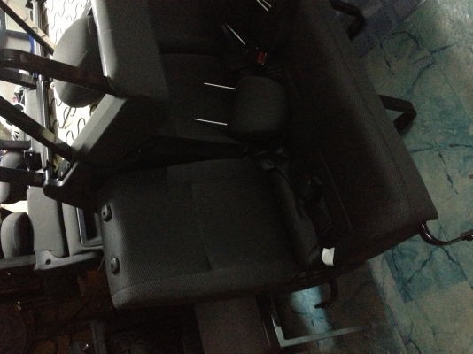 ขายเบาะนั่งรถตู้ยกชุด Toyota Commuter ตัวใหม่ล่าสุด ราคาถูก สภาพใหม่มากๆค่ะ