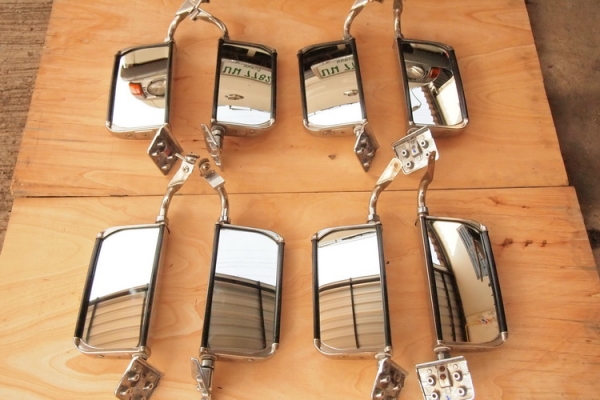 -กระจกเลสแต่งเซียงกง ได้มือสอง japan สภาพใหม่มาก มีมาไม่เยอะ สวยหายาก ครบคู่(ลงใหม่ล่าสุด)