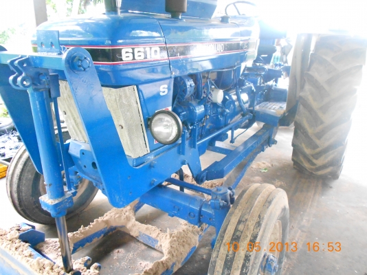 ขายรถแทรกเตอร์ ฟอร์ด 6600 เต็ม พร้อมเล่มทะเบียน