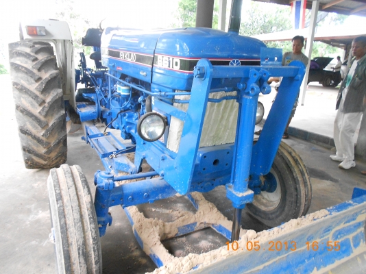 ขายรถแทรกเตอร์ ฟอร์ด 6600 เต็ม พร้อมเล่มทะเบียน