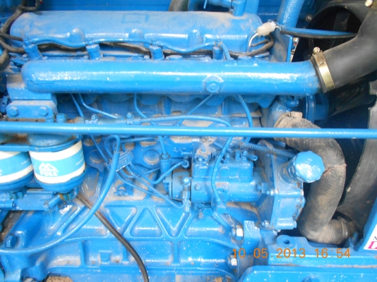 ขายรถแทรกเตอร์ ฟอร์ด 6600 เต็ม พร้อมเล่มทะเบียน