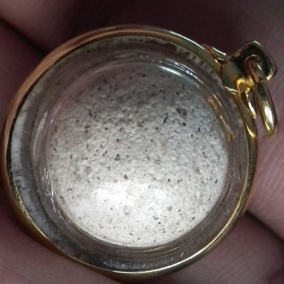 ลูกอม ผงพรายกุมาร หลวงปู่ทิม วัดระหารไร่ ไม่ทาบอนร์