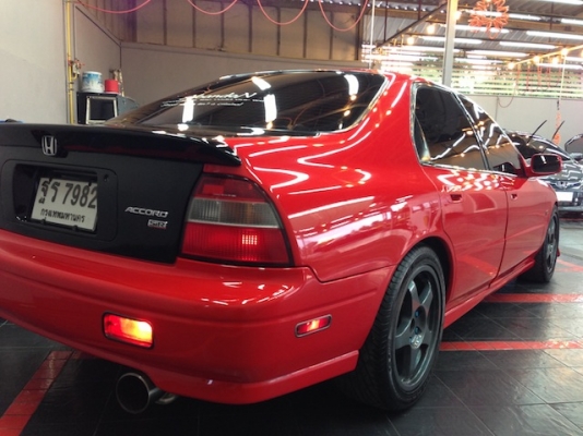 ขาย Honda accord ปี96 G5 ไฟท้ายเดียว สีแดงSuperred หลังคาSunroof เครื่อง VTEC เกียร์ Auto+Lpg หัวฉีด พร้อมขับหล่อ