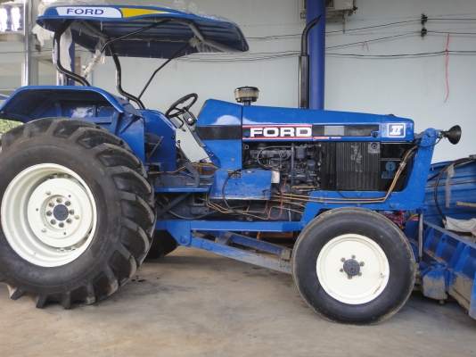 FORD NEWHOLLAND 6640  พร้อมใบดัน+ผาน7 ทะเบียนครบ((086-2126921))