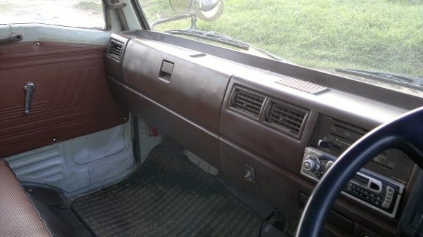 KM777_117HPเครื่องดีท้าย Fพวงมาลัยพาวเวอร์หัวบางยางดี KM777_117HPเครื่องดีท้าย Fพวงมาลัยพาวเวอร์หัวบางยางดี