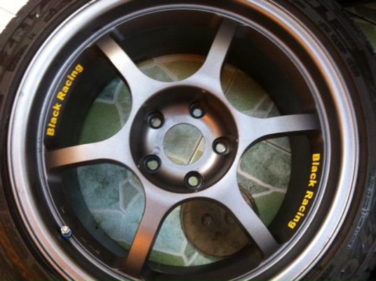 ล้อ Black racing n1 แท้ 17 กว้าง 8กับ9 5/114 พร้อมยาง ขาย  23500
