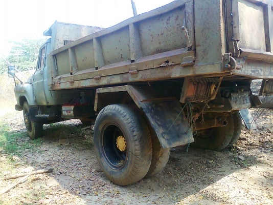 ขายด่วน..รถหกล้อดั้ม ISUZU 145 แรงม้า เครื่องดี คัสซีสวย มีแอร์ มีทะเบียนครบ.