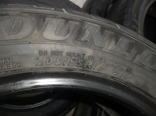 ยาง DUNLOP 205/55R16 ปี09 สวยๆ 5 เส้น ยาง DUNLOP 205/55R16 ปี09 สวยๆ 5 เส้น