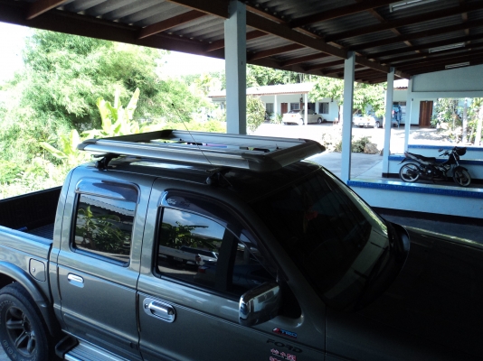 ขายแล็คหลังคา พร้อมขา ของใหม่7000 วันนี้ขาย1600