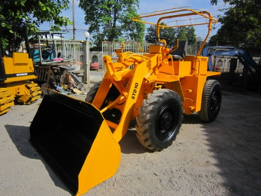 ขาย รถตักล้อยาง TCM รุ่น STD10 มือสองญี่ปุ่น
