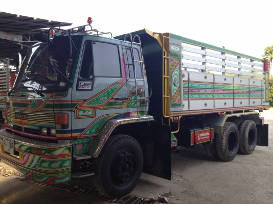 ขาย10ล้อISUZU TXเปลี่ยนหัวROCK เครื่อง6BGเทอร์โบ ช่วงล่างใหญ่จัมโบ้ ยางใหม่10เส้น