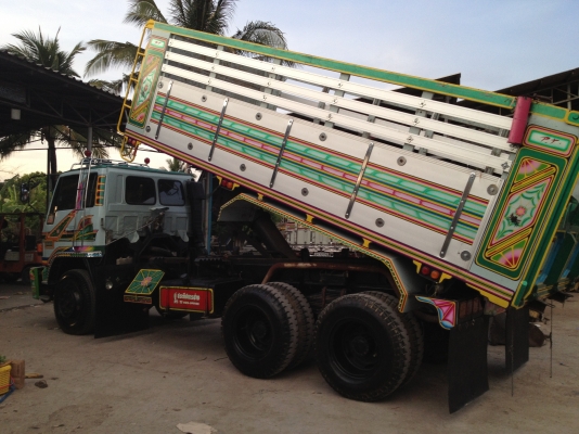 ขาย10ล้อISUZU TXเปลี่ยนหัวROCK เครื่อง6BGเทอร์โบ ช่วงล่างใหญ่จัมโบ้ ยางใหม่10เส้น