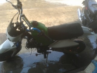 อยากขายครื่องเวฟ100แน่นๆสตาร์ทมือแถมรถด้วย อยากขายครื่องเวฟ100แน่นๆสตาร์ทมือแถมรถด้วย