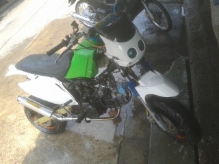 อยากขายครื่องเวฟ100แน่นๆสตาร์ทมือแถมรถด้วย