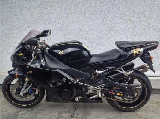 ***! ขายYAMAHA R1 2000 ทะเบียนพร้อมโอน !***