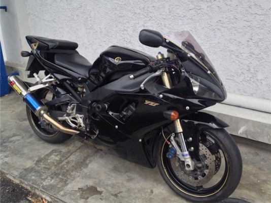 ***! ขายYAMAHA R1 2000 ทะเบียนพร้อมโอน !***