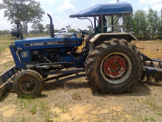 ขายรถไถนานัั้งขับ6600