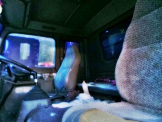 ISUZU FXZ270 18 ล้อ ดั้ม จัดไฟแนนซ์ บ. ราชธานีลิสซิ่งได้ 1,800,000 บาทค่ะ ISUZU FXZ270 18 ล้อ ดั้ม จัดไฟแนนซ์ บ. ราชธานีลิสซิ่งได้ 1,800,000 บาทค่ะ