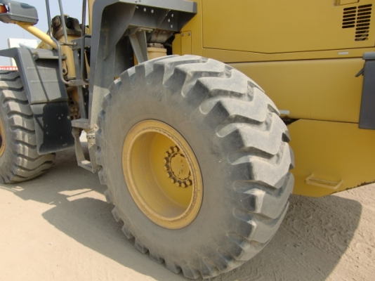 Komatsu Model WA300-3E ปี1997