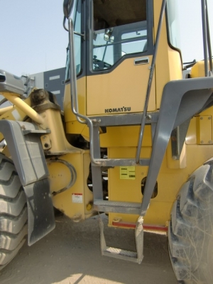 Komatsu Model WA300-3E ปี1997