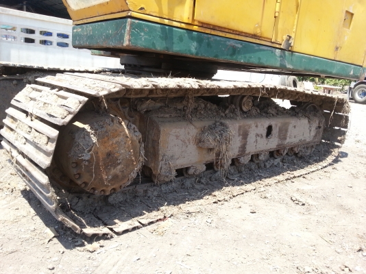 ขายแบ็คโฮ Komatsu 120-1 เปลี่ยนตัวเดินใหม่ เหมาะสำหรับคีบเหล็ก กระดาษ เศษแก้ว