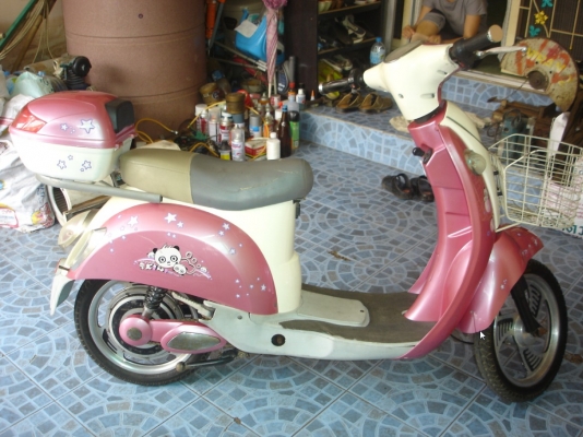 ขายรถไฟฟ้าสวยๆคับ