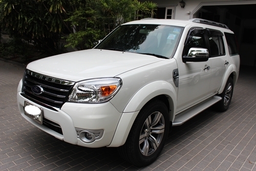 FORD EVEREST limited 2.5 AT 2WD