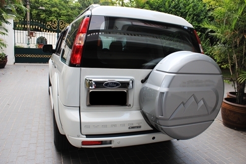 FORD EVEREST limited 2.5 AT 2WD